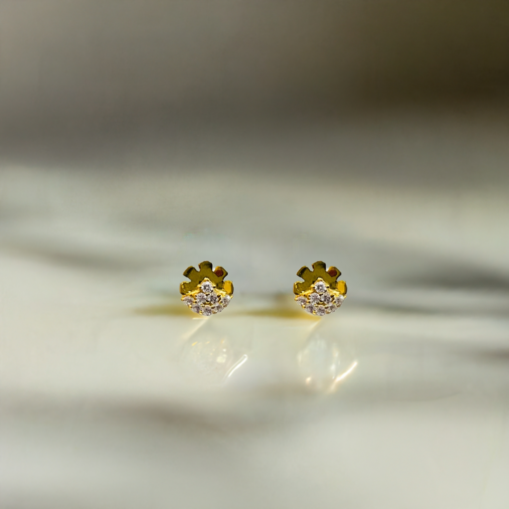 Chic Flower Studs